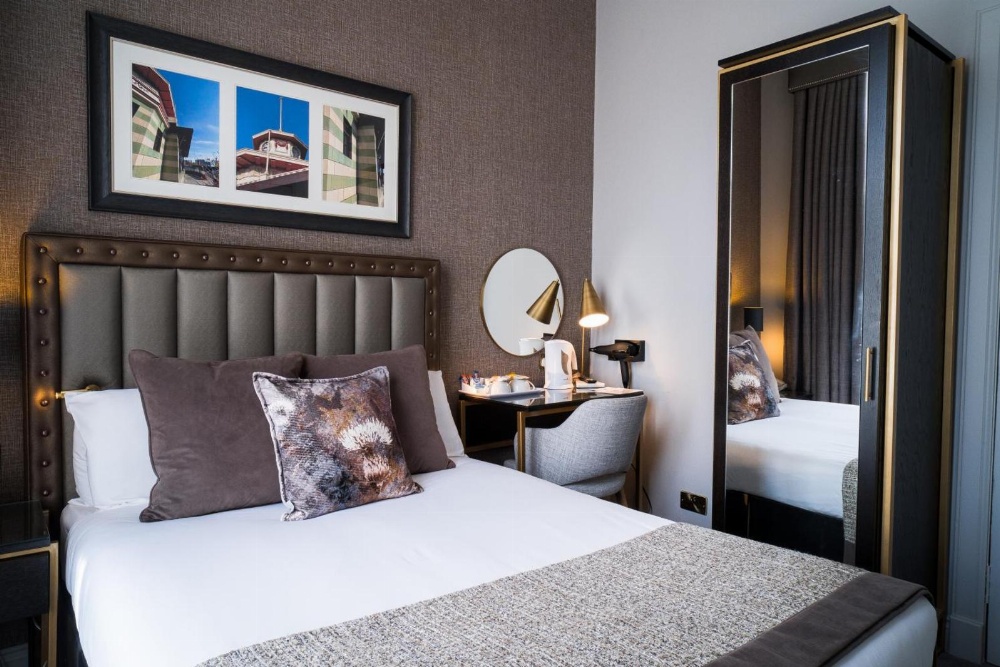 Number 10 Hotel Image 33